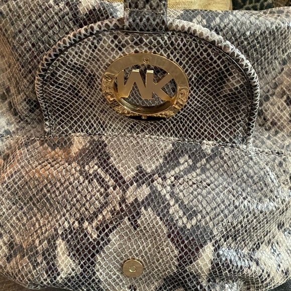 Michael Kors purse and matching wallet NWT - Picture 11 of 16